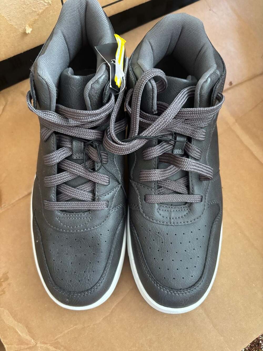 Art Class Nash Mid Top Sneakers Charcoal Gray Size 6